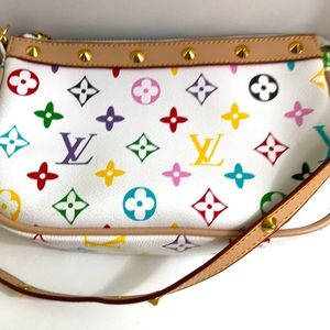 Non authentic “faux” Louis Vuitton purse